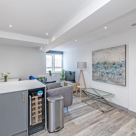 Charles House Serviced Apartments Престън Екстериор снимка