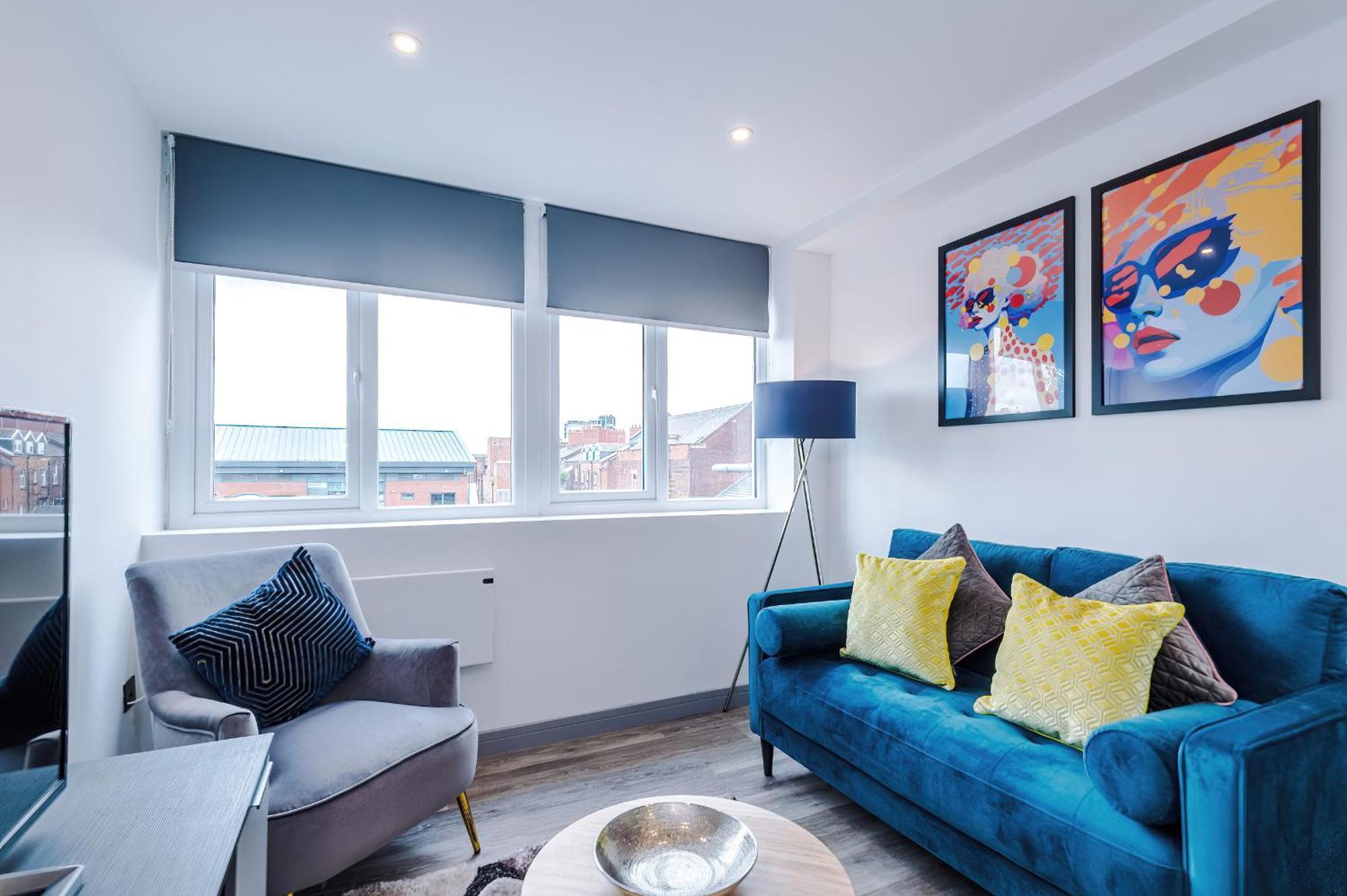 Charles House Serviced Apartments Престън Екстериор снимка