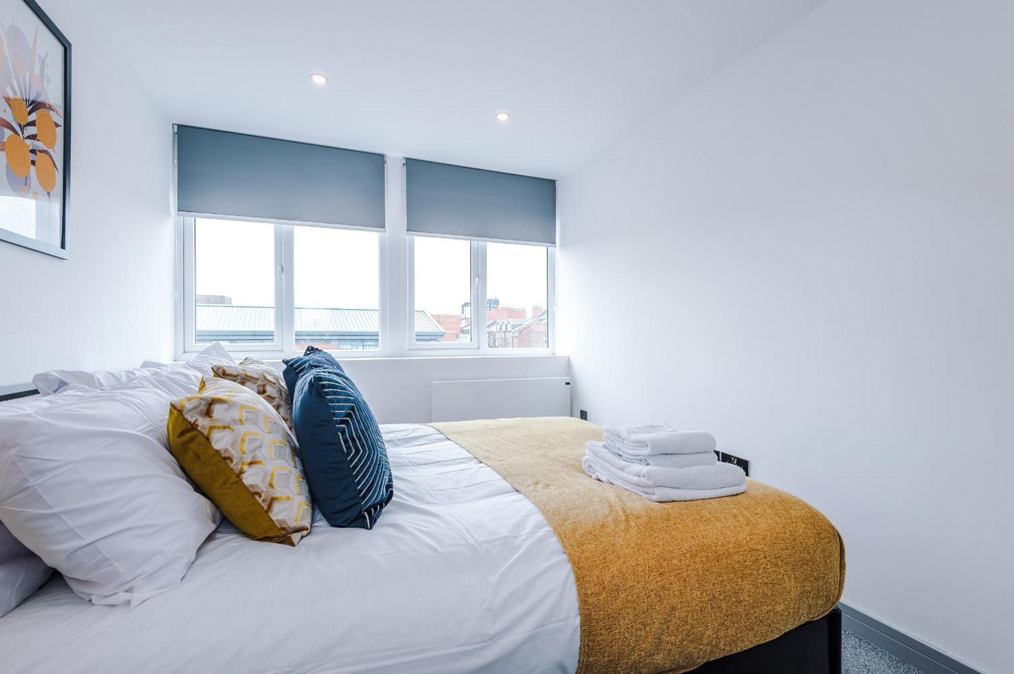 Charles House Serviced Apartments Престън Екстериор снимка
